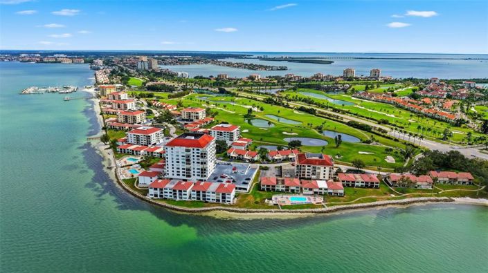 Image No.40-2 Bed Property for sale