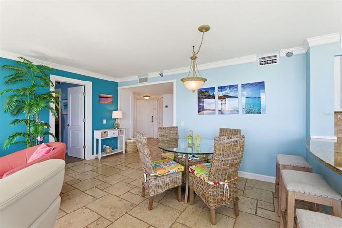 Image No.6-2 Bed Property for sale