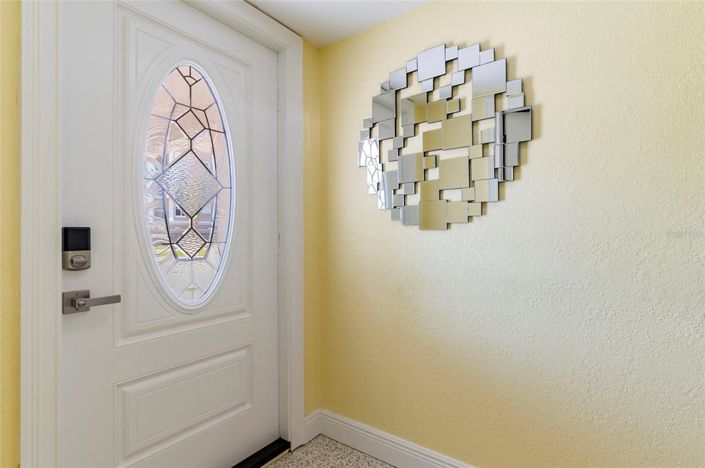 Image No.11-2 Bed Townhouse for sale