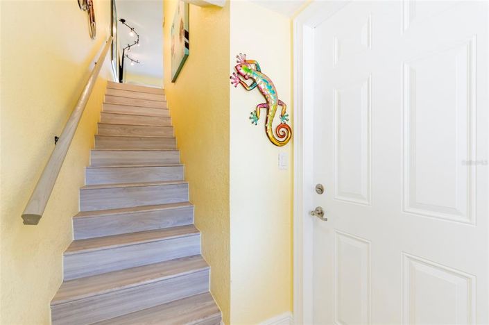 Image No.12-2 Bed Townhouse for sale