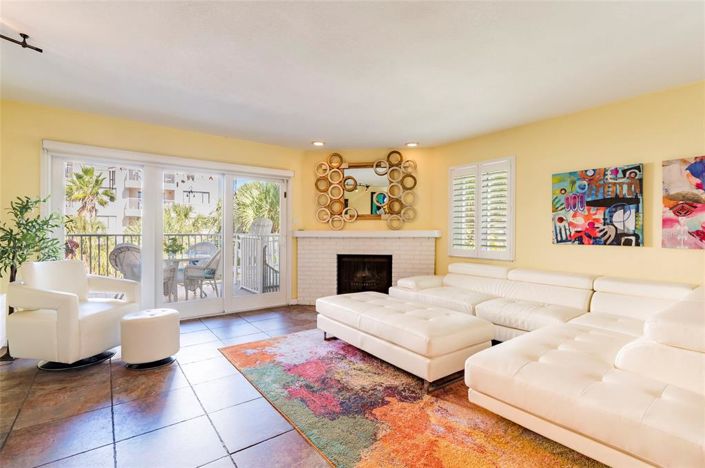 Image No.16-2 Bed Townhouse for sale