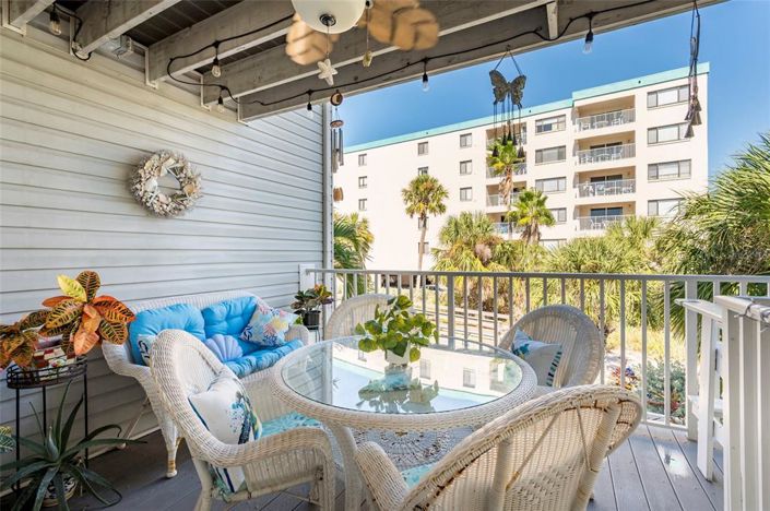 Image No.18-2 Bed Townhouse for sale