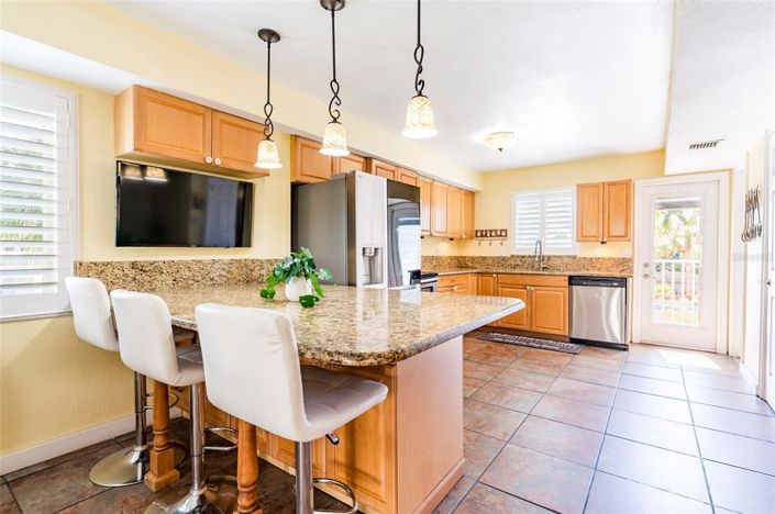 Image No.24-2 Bed Townhouse for sale