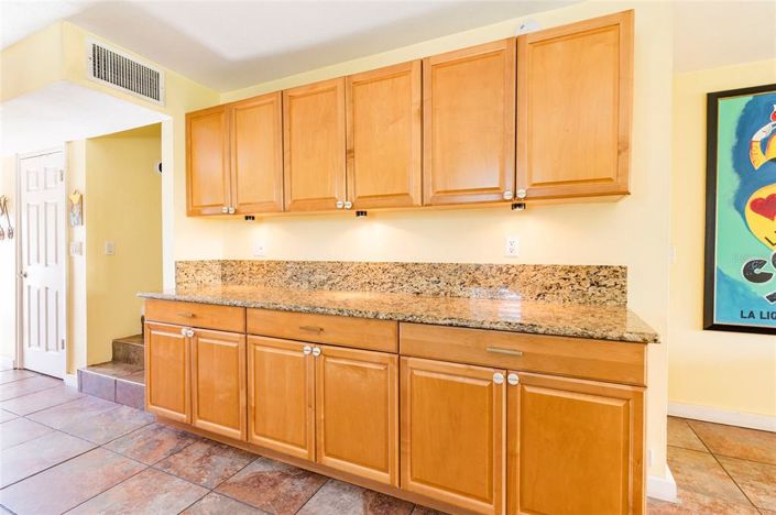 Image No.29-2 Bed Townhouse for sale