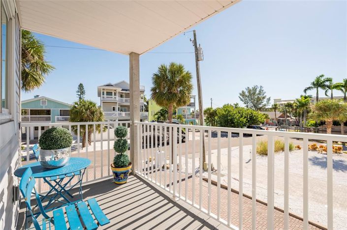 Image No.30-2 Bed Townhouse for sale