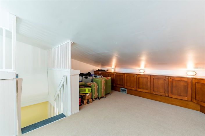 Image No.49-2 Bed Townhouse for sale