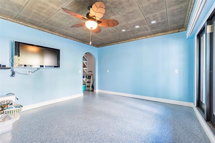 Image No.54-2 Bed Townhouse for sale