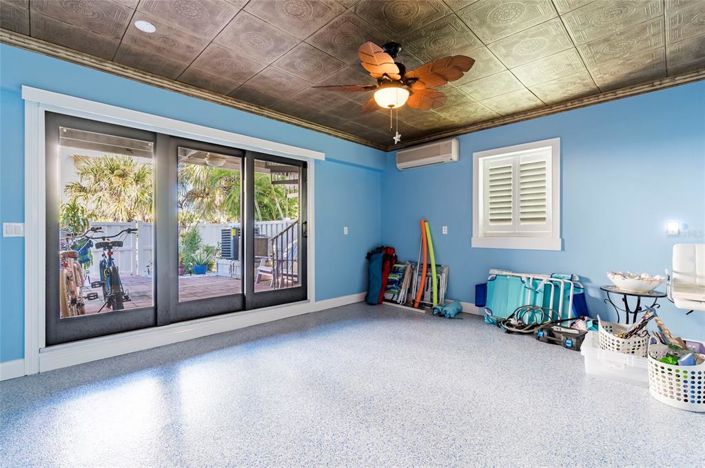 Image No.55-2 Bed Townhouse for sale