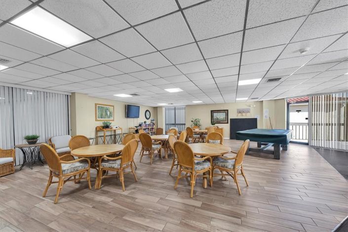 Image No.31-2 Bed Property for sale