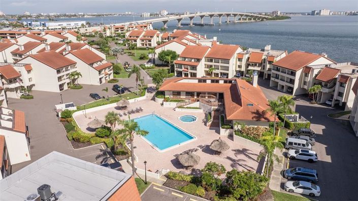 Image No.36-2 Bed Property for sale