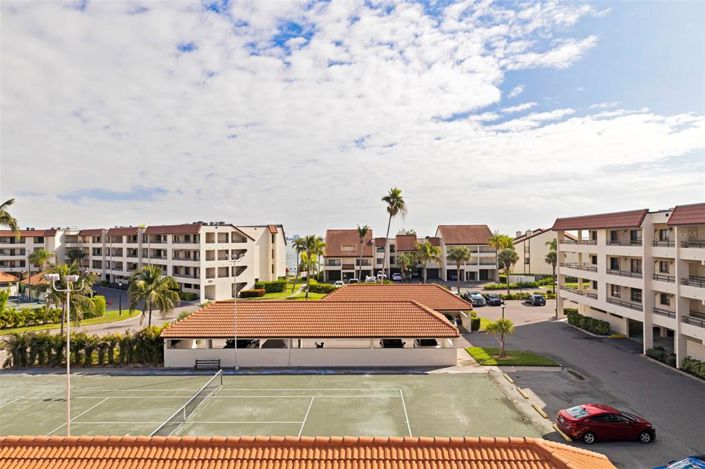 Image No.6-2 Bed Property for sale