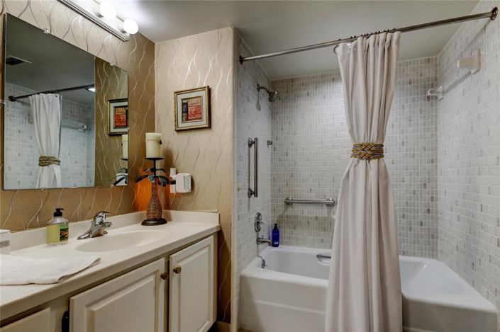 Image No.41-2 Bed Property for sale