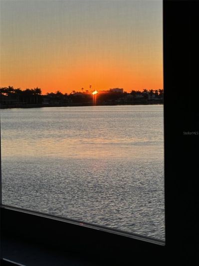 Image No.56-2 Bed Property for sale