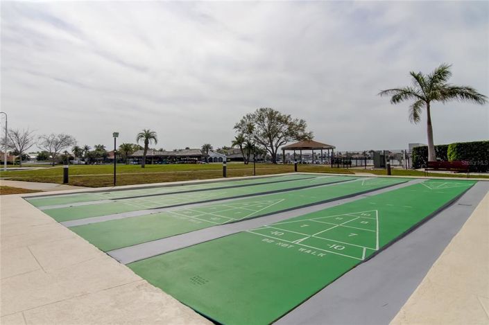 Image No.68-2 Bed Property for sale