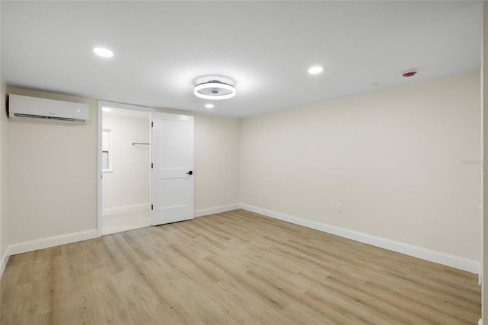 Image No.23-4 Bed Property for sale