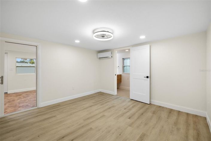 Image No.25-Propriété de 4 chambres à vendre à St. Pete Beach