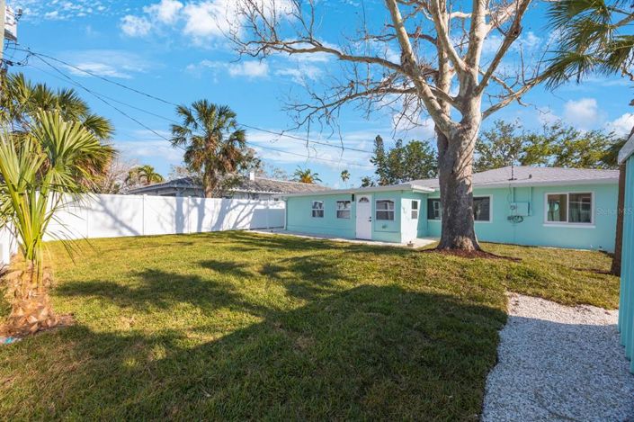 Image No.39-Propriété de 4 chambres à vendre à St. Pete Beach