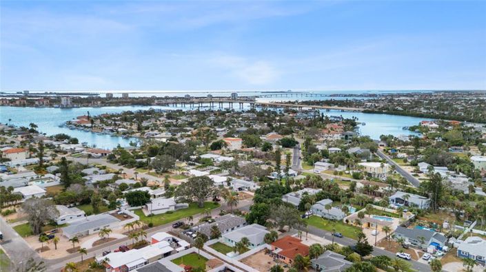 Image No.50-Propriété de 4 chambres à vendre à St. Pete Beach