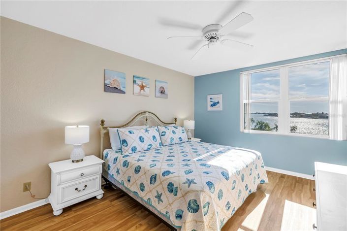 Image No.14-2 Bed Property for sale