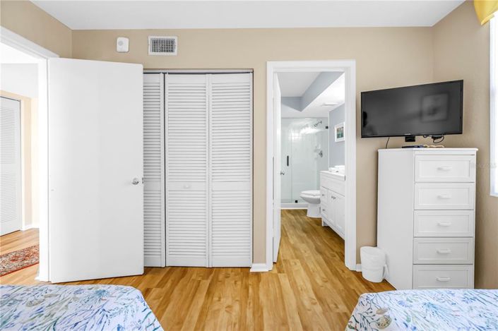 Image No.19-2 Bed Property for sale