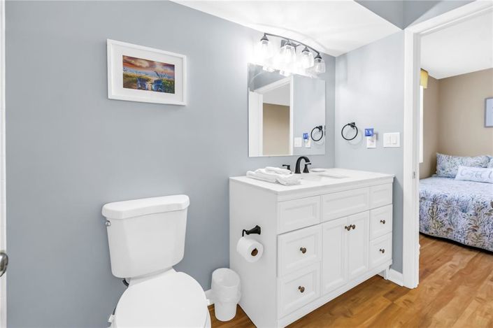 Image No.20-2 Bed Property for sale