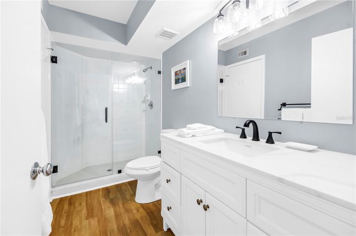 Image No.21-2 Bed Property for sale