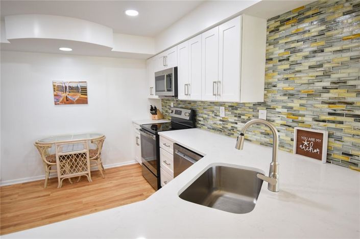 Image No.5-2 Bed Property for sale