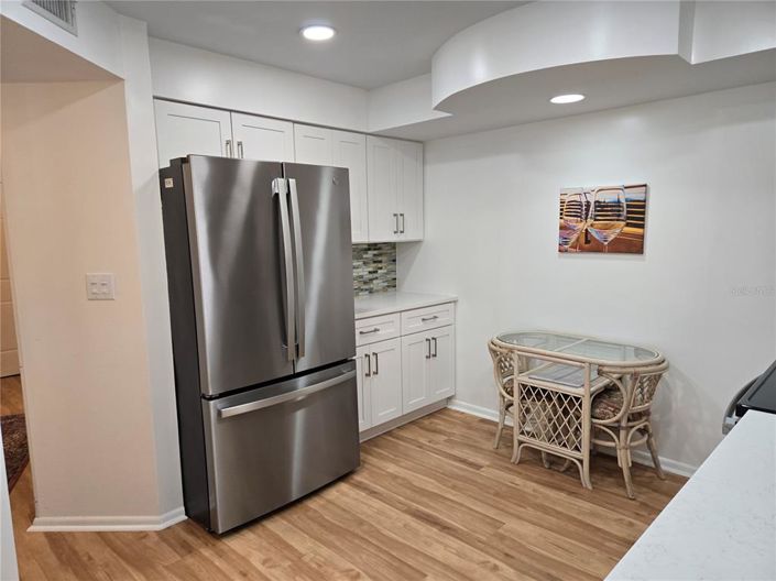 Image No.6-2 Bed Property for sale