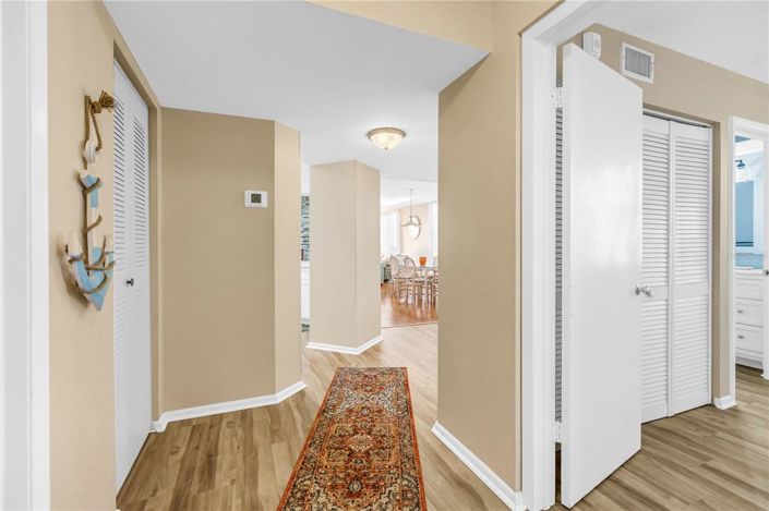 Image No.8-2 Bed Property for sale