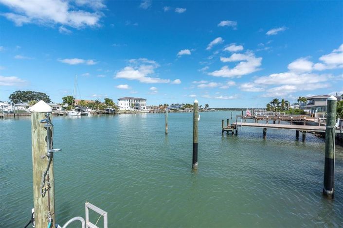 Image No.39-Propriété de 4 chambres à vendre à Treasure Island