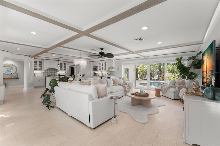 Image No.15-3 Bed Property for sale