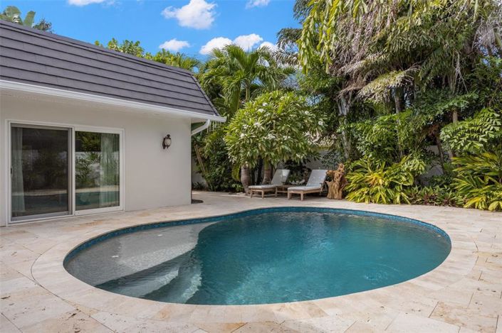 Image No.18-3 Bed Property for sale