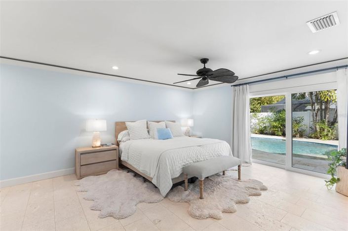 Image No.22-3 Bed Property for sale