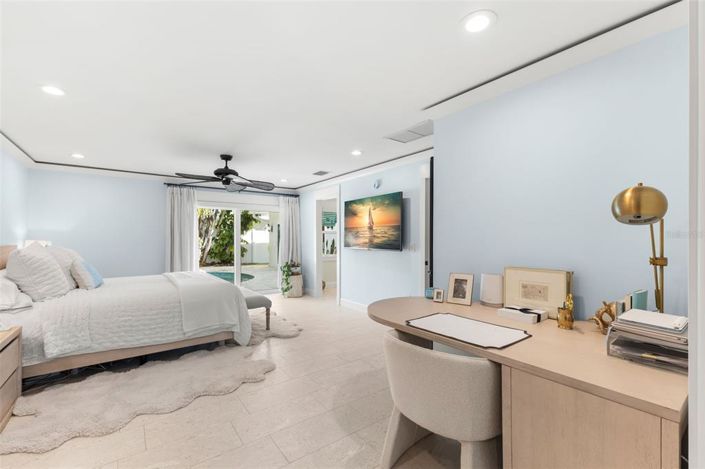 Image No.23-3 Bed Property for sale