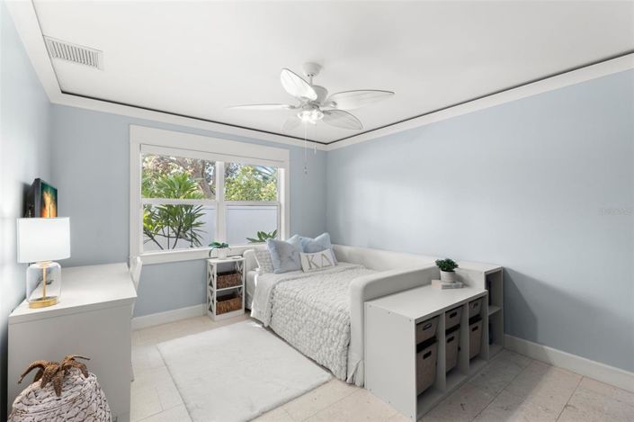 Image No.29-3 Bed Property for sale