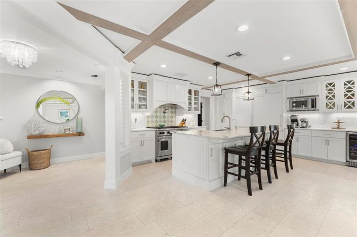 Image No.6-3 Bed Property for sale