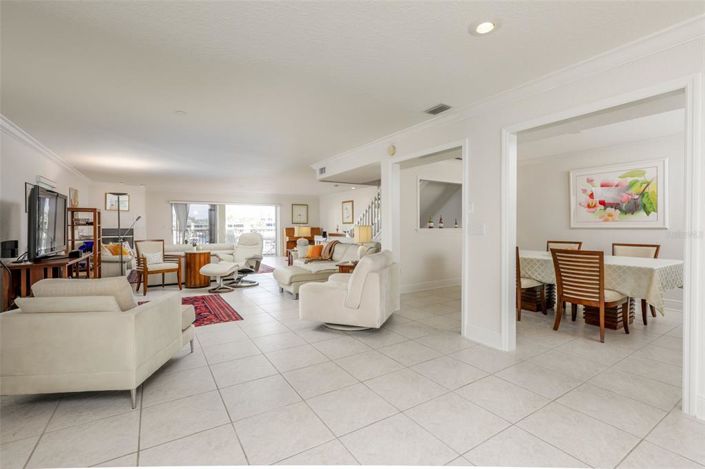 Image No.18-Maison de ville de 3 chambres à vendre à Treasure Island