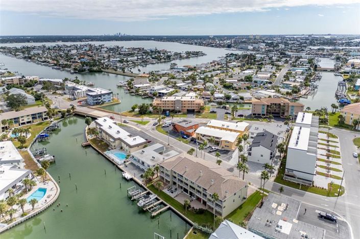 Image No.45-Maison de ville de 3 chambres à vendre à Treasure Island