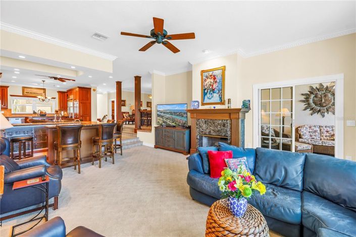 Image No.21-4 Bed Townhouse for sale