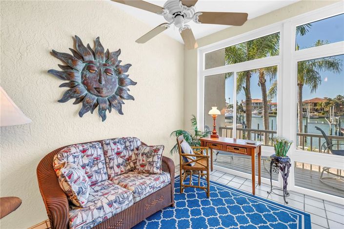 Image No.22-4 Bed Townhouse for sale