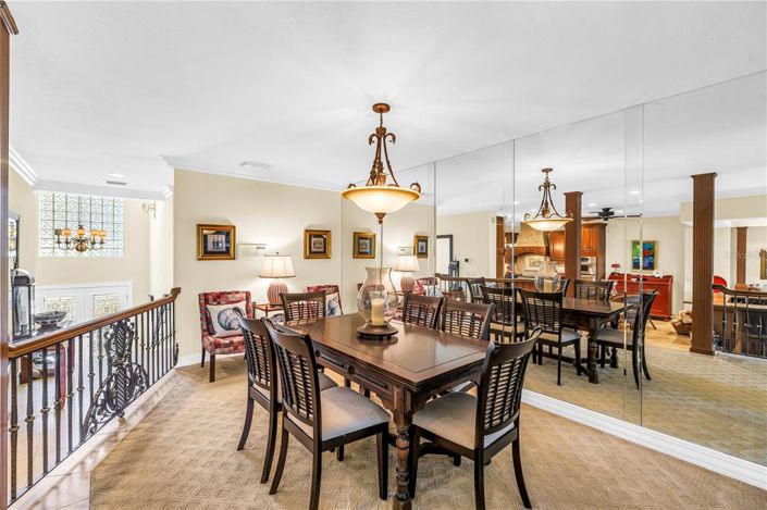 Image No.25-4 Bed Townhouse for sale