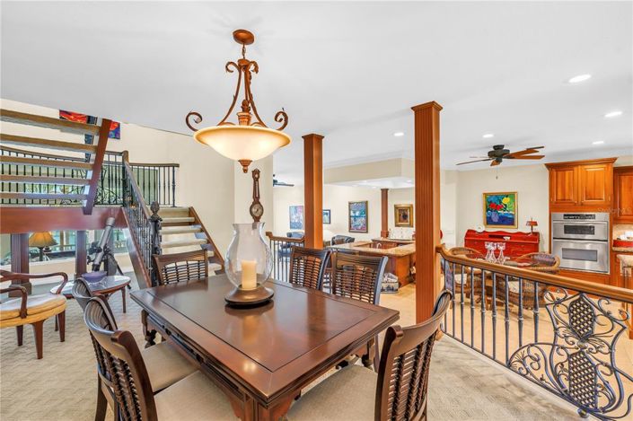 Image No.26-4 Bed Townhouse for sale