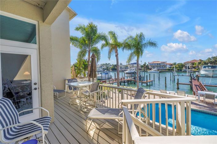 Image No.30-4 Bed Townhouse for sale