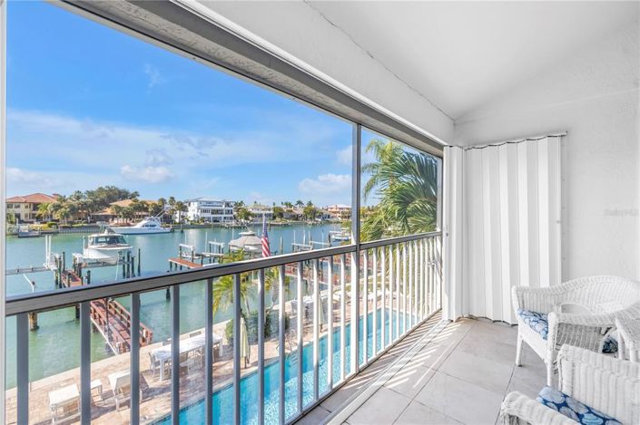 Image No.35-4 Bed Townhouse for sale