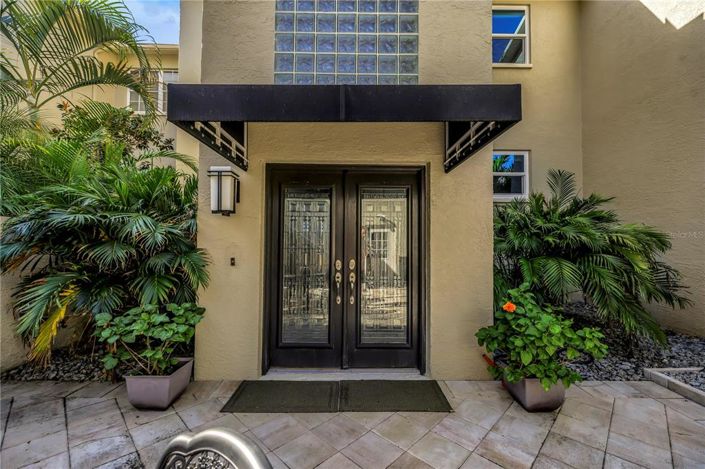 Image No.5-4 Bed Townhouse for sale