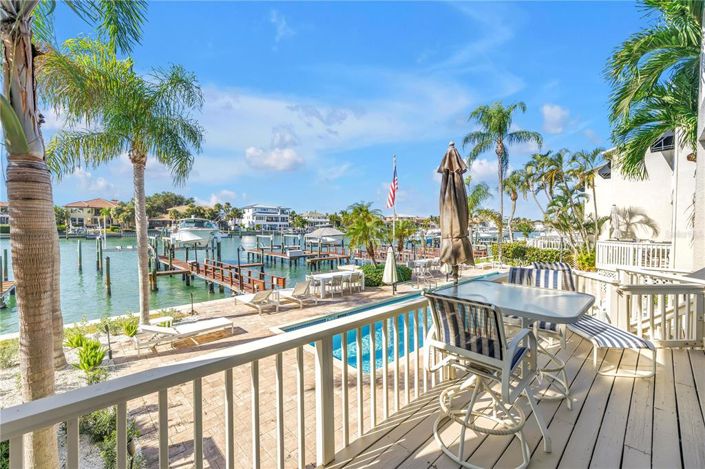 Image No.50-4 Bed Townhouse for sale