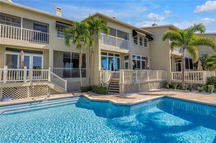 Image No.53-4 Bed Townhouse for sale