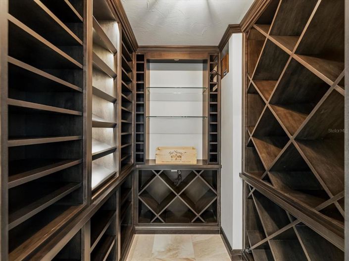 Image No.38-4 Bed Property for sale