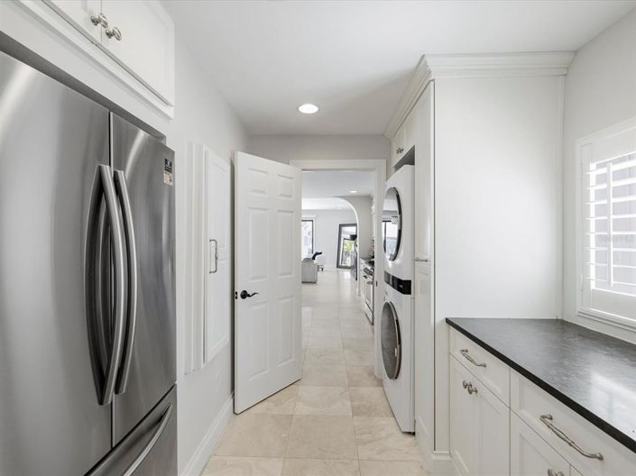 Image No.39-4 Bed Property for sale