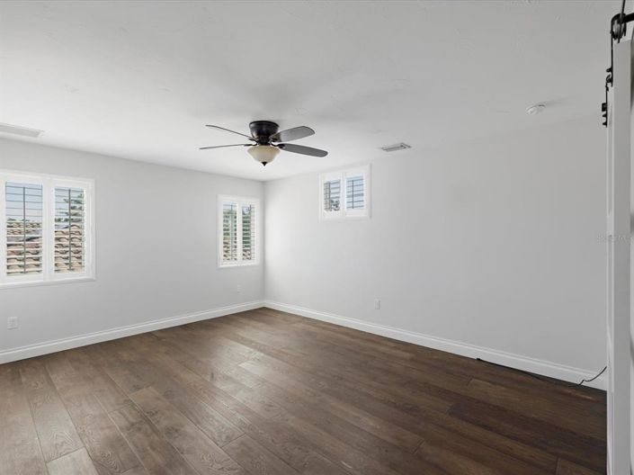 Image No.43-4 Bed Property for sale